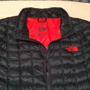 The North Face New XL Men’s Thermoball  Jacket.